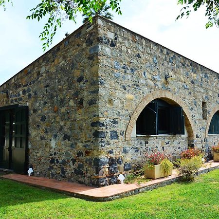 Antico Borgo Etneo Country Hotel Calatabiano Buitenkant foto