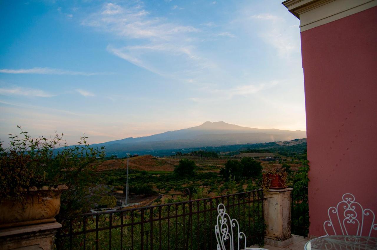 Antico Borgo Etneo Agriturismo Villa Calatabiano Buitenkant foto