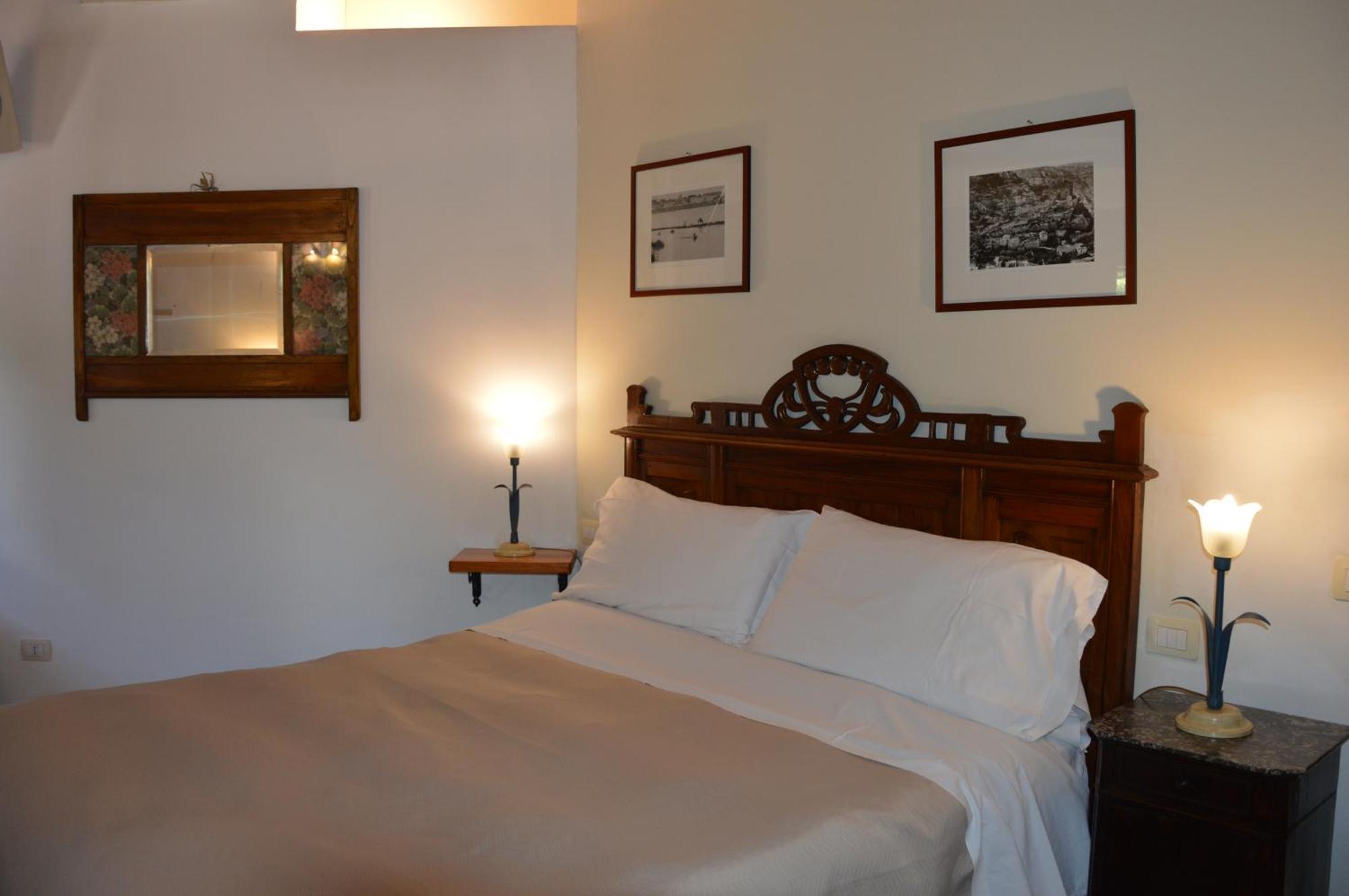Antico Borgo Etneo Country Hotel Calatabiano Buitenkant foto