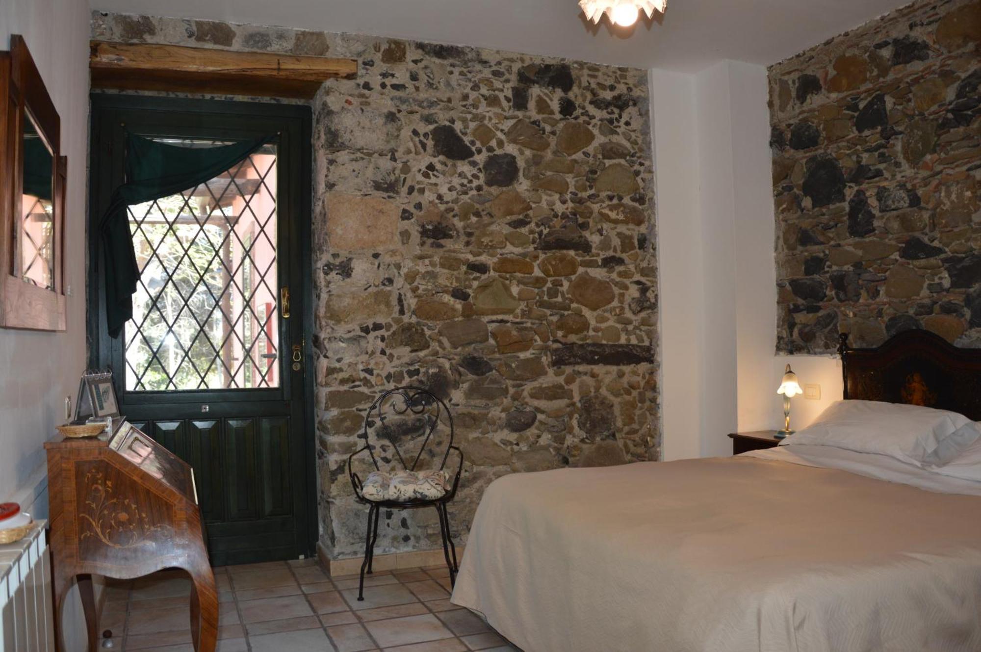 Antico Borgo Etneo Country Hotel Calatabiano Buitenkant foto
