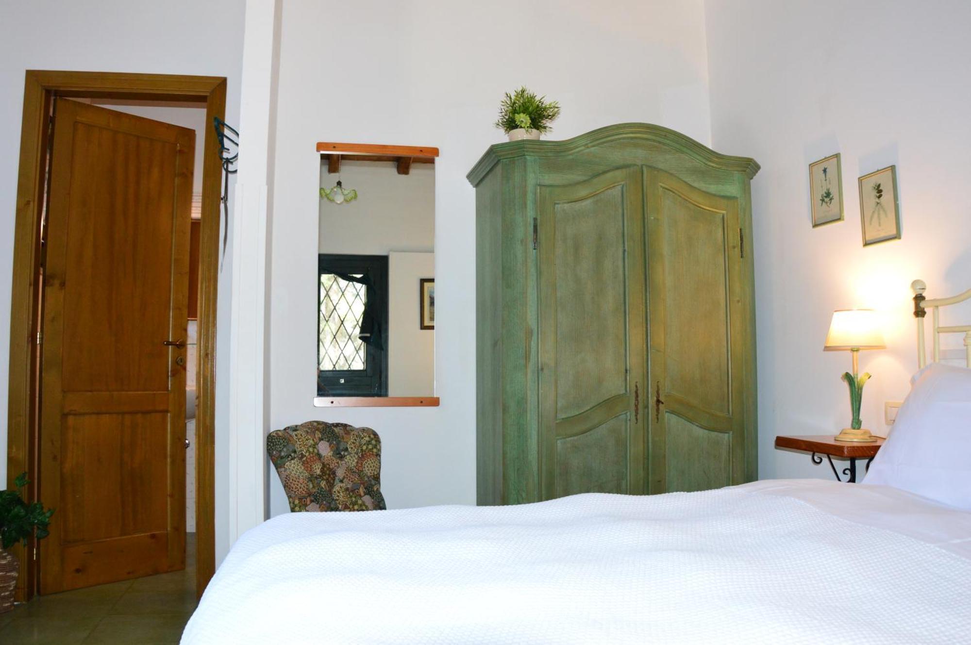 Antico Borgo Etneo Country Hotel Calatabiano Buitenkant foto