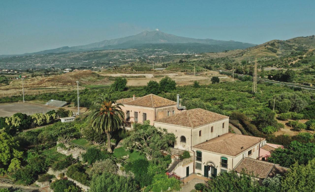 Antico Borgo Etneo Agriturismo Villa Calatabiano Buitenkant foto